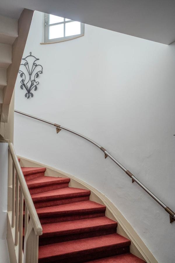 Eventlocation & Hotel Schloss Neuburg Obrigheim Eksteriør bilde