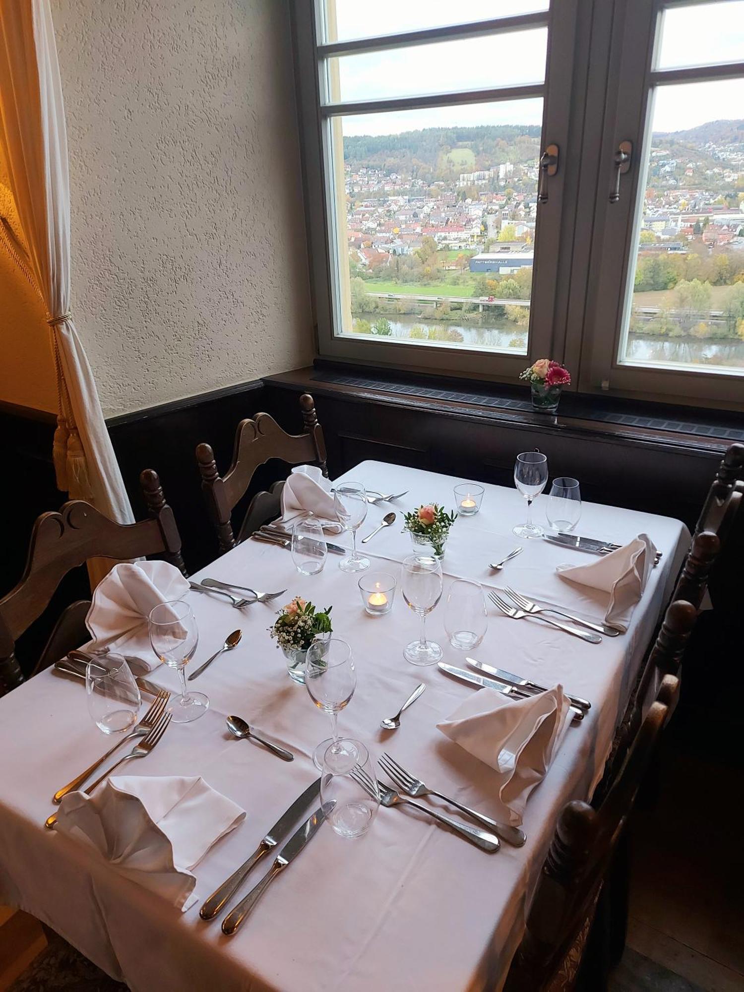 Eventlocation & Hotel Schloss Neuburg Obrigheim Eksteriør bilde