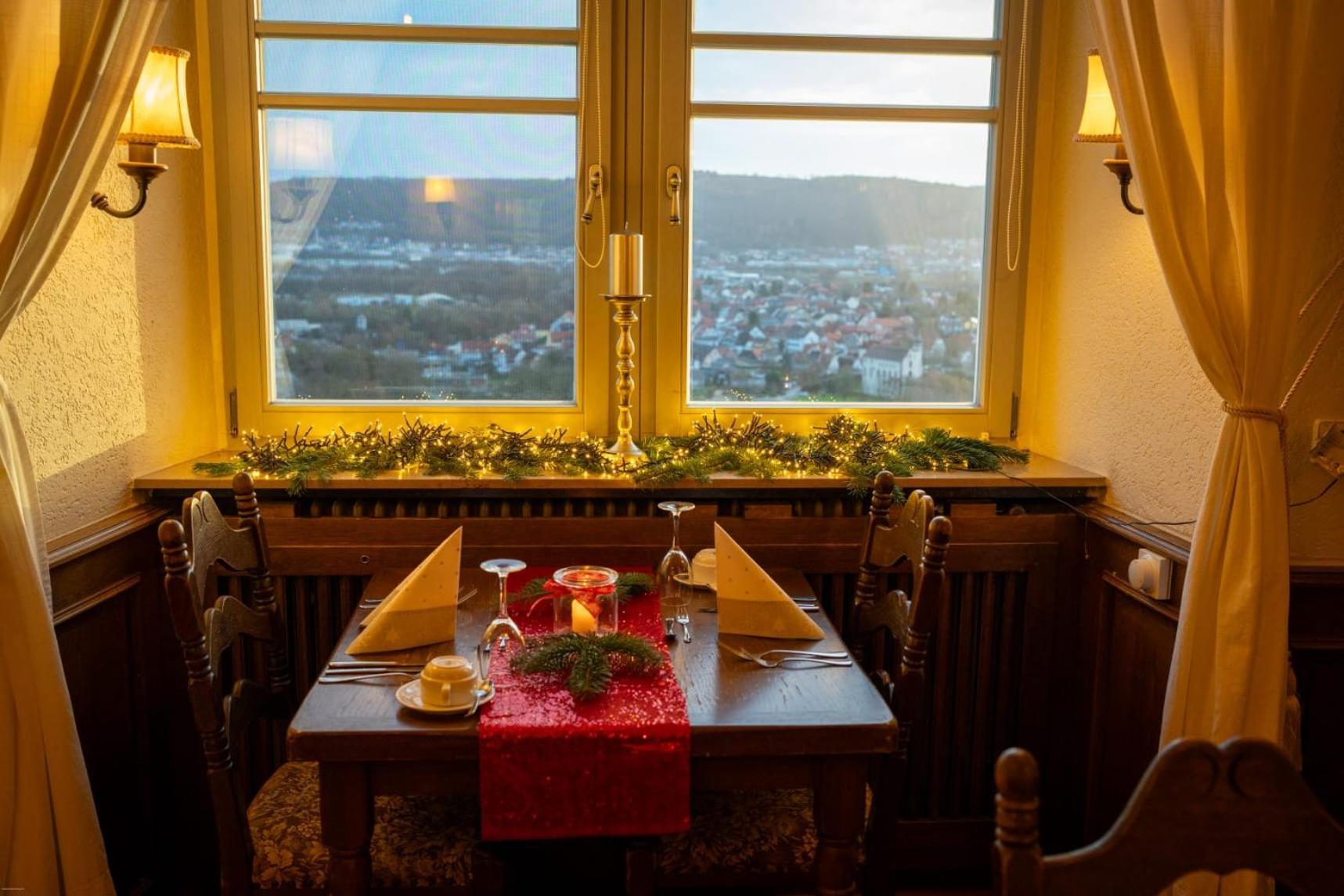 Eventlocation & Hotel Schloss Neuburg Obrigheim Eksteriør bilde